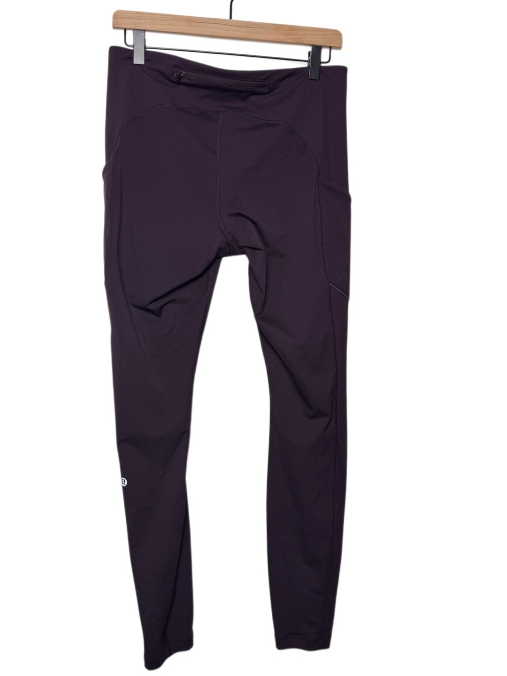 Lululemon Speed-Up Tight Luxtreme 28’ Black Cherry - Picture 3 of 7